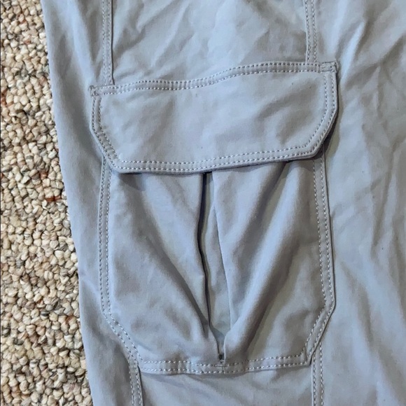 Baby blue athletic ivivva pants with pockets! - Picture 3 of 3